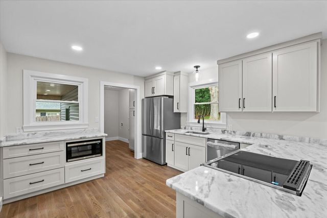 1400 Sherwood Drive, Dalton, GA 30720