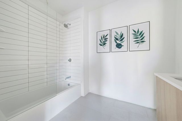 1035 Commonwealth Ave 205, Boston, MA 02215