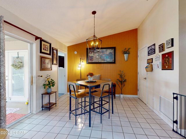 1624 Center Street, Deland, FL 32720