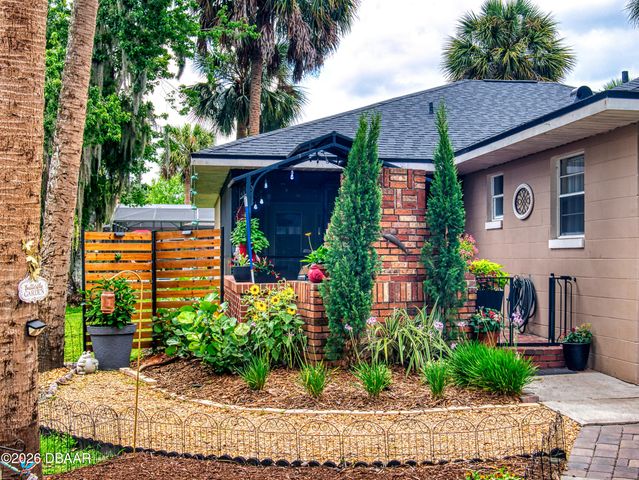1624 Center Street, Deland, FL 32720