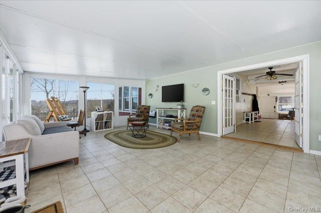 41 Plumbrook Road, Katonah, NY 10536