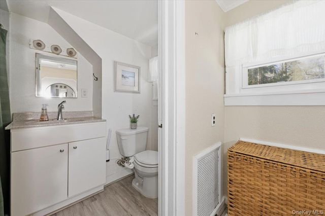 41 Plumbrook Road, Katonah, NY 10536