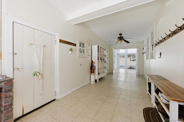 41 Plumbrook Road, Katonah, NY 10536