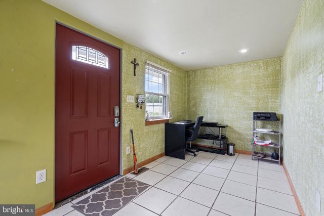 252 S PENNSVILLE AUBURN RD, Carneys Point, NJ 08069