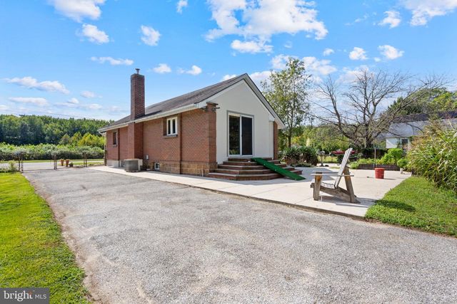 252 S PENNSVILLE AUBURN RD, Carneys Point, NJ 08069