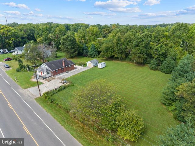 252 S PENNSVILLE AUBURN RD, Carneys Point, NJ 08069