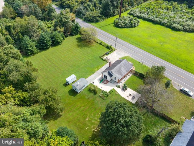 252 S PENNSVILLE AUBURN RD, Carneys Point, NJ 08069