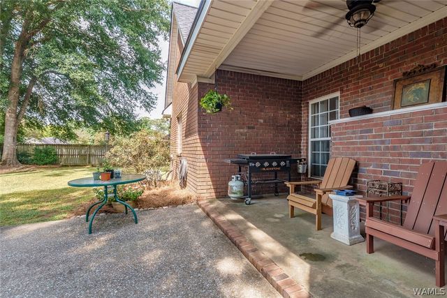 1447 Snow Hinton, Tuscaloosa, AL 35405