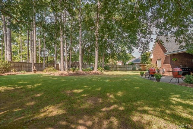 1447 Snow Hinton, Tuscaloosa, AL 35405