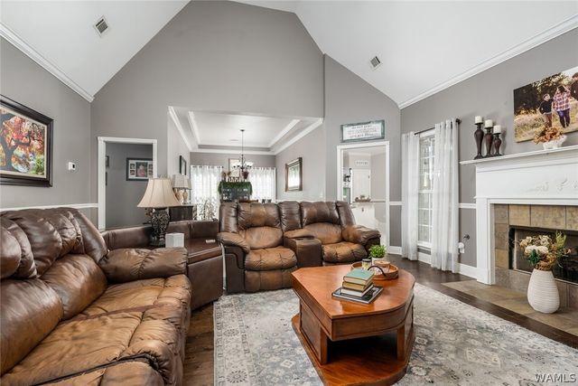 1447 Snow Hinton, Tuscaloosa, AL 35405