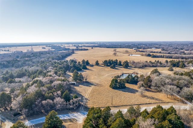 548 Deer Creek Road, Sadler, TX 76264