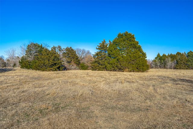 548 Deer Creek Road, Sadler, TX 76264