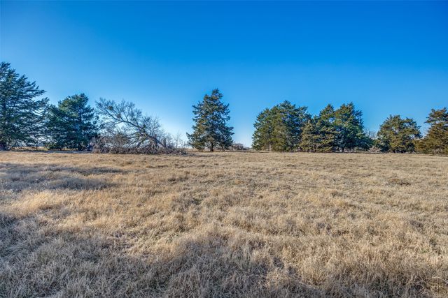 548 Deer Creek Road, Sadler, TX 76264
