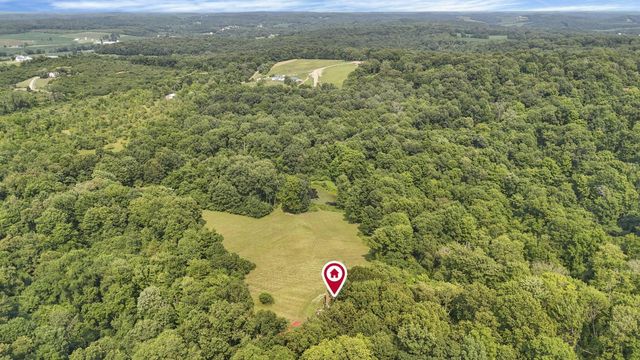 8879 National Road SE, Thornville, OH 43076