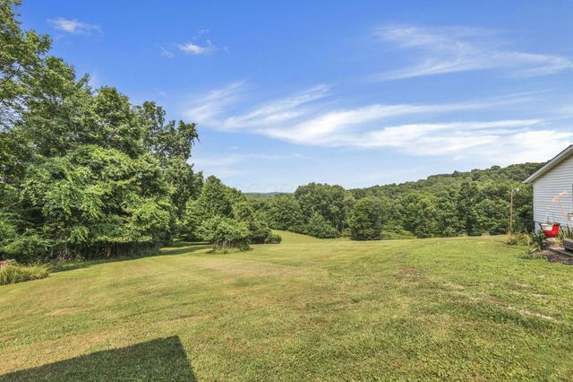 8879 National Road SE, Thornville, OH 43076
