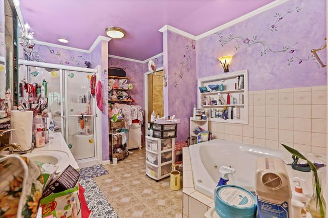 8879 National Road SE, Thornville, OH 43076