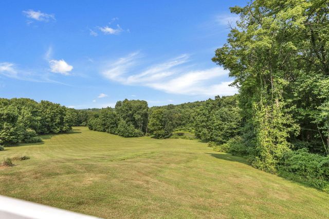 8879 National Road SE, Thornville, OH 43076