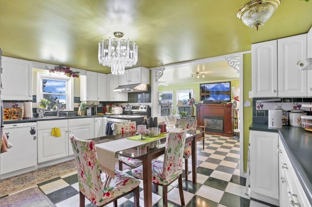 8879 National Road SE, Thornville, OH 43076