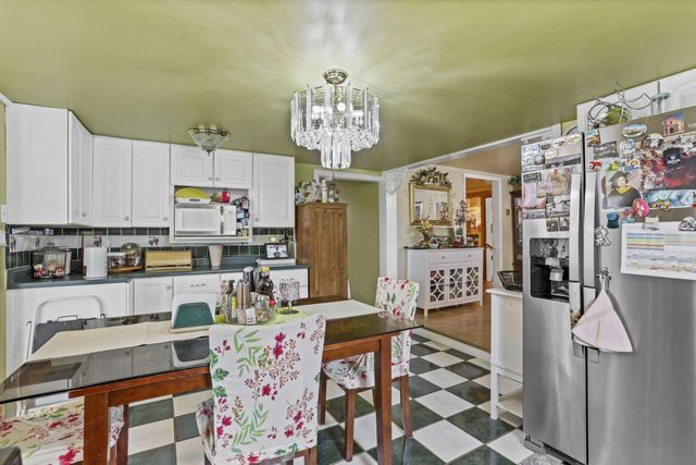 8879 National Road SE, Thornville, OH 43076