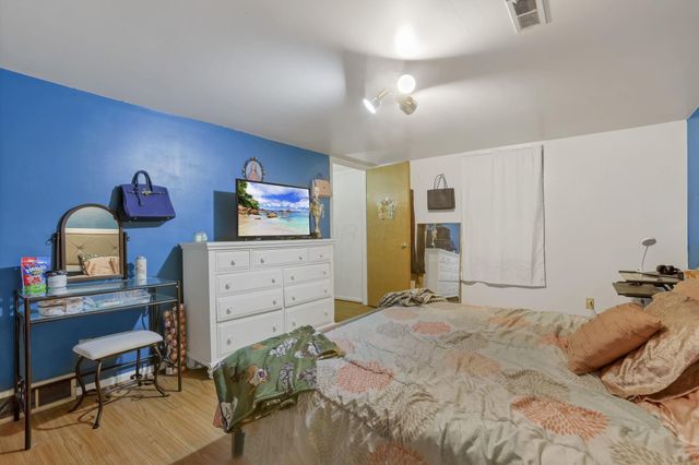 8879 National Road SE, Thornville, OH 43076