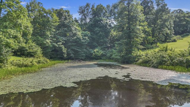 8879 National Road SE, Thornville, OH 43076