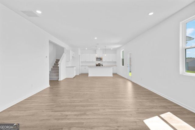 4008 Laurant Path, Flowery Branch, GA 30542