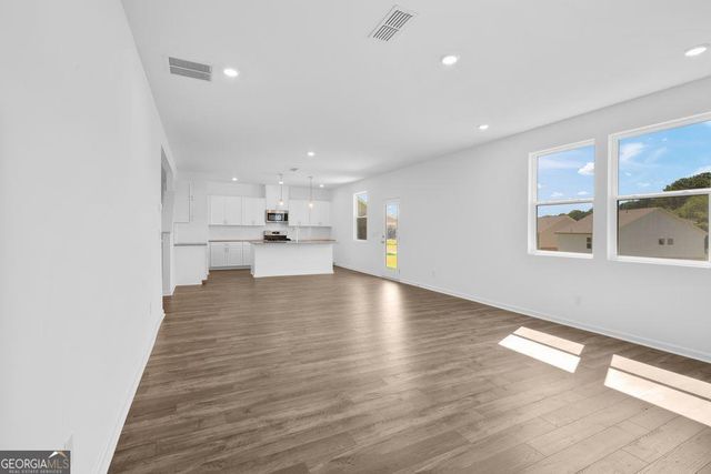 4008 Laurant Path, Flowery Branch, GA 30542