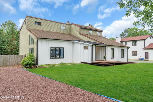 458 Penn Avenue N, Forked River, NJ 08731