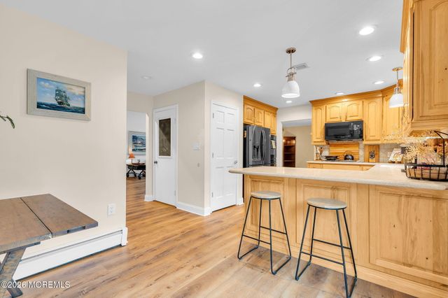458 Penn Avenue N, Forked River, NJ 08731
