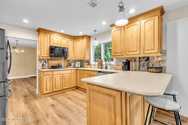 458 Penn Avenue N, Forked River, NJ 08731