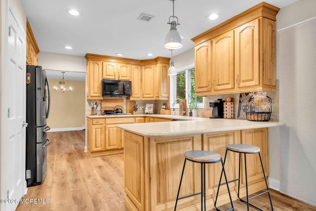 458 Penn Avenue N, Forked River, NJ 08731
