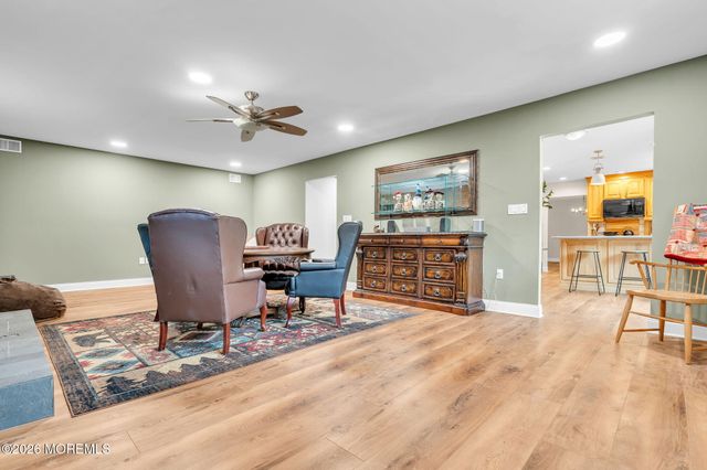 458 Penn Avenue N, Forked River, NJ 08731