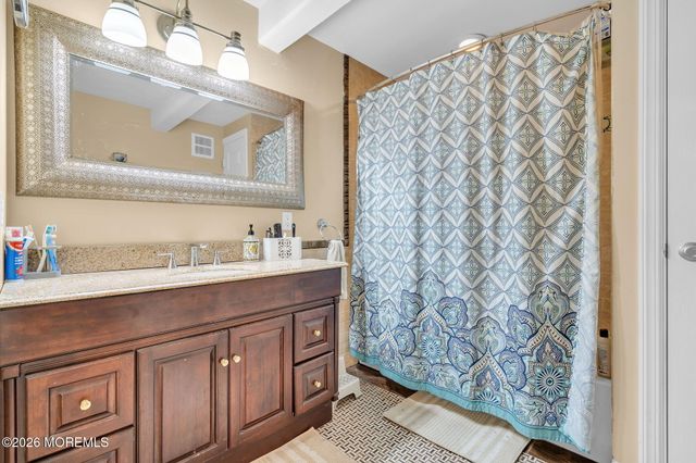 458 Penn Avenue N, Forked River, NJ 08731