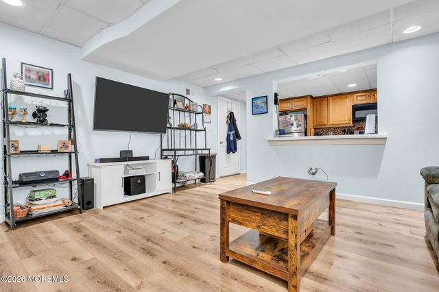 458 Penn Avenue N, Forked River, NJ 08731