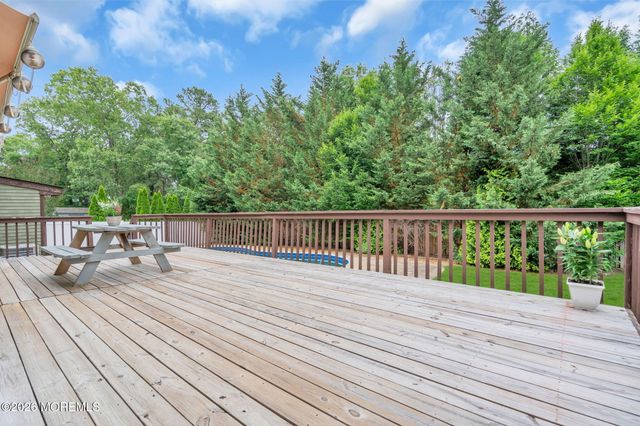458 Penn Avenue N, Forked River, NJ 08731