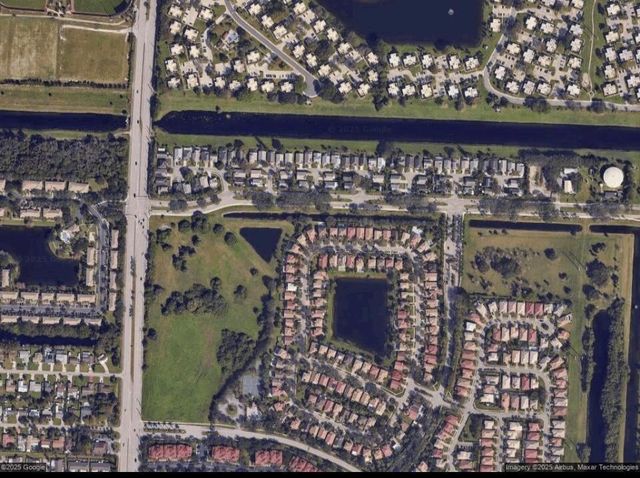 5012 Victoria Circle, West Palm Beach, FL 33409