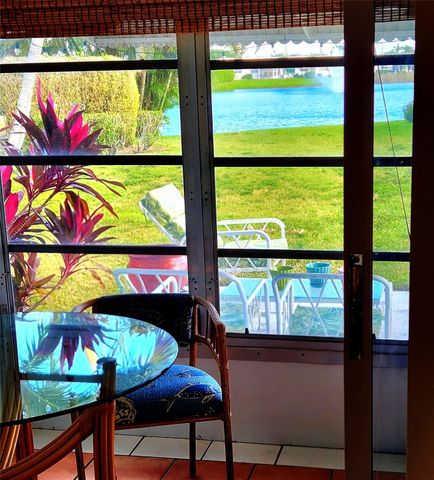 2100 SW Lake Circle Drive 110, Boynton Beach, FL 33426