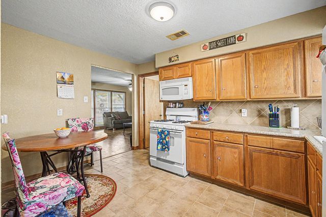 7113 Sycamore Drive, Galveston, TX 77551