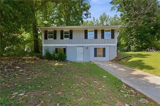 2852 Port Royal Lane, Decatur, GA 30034