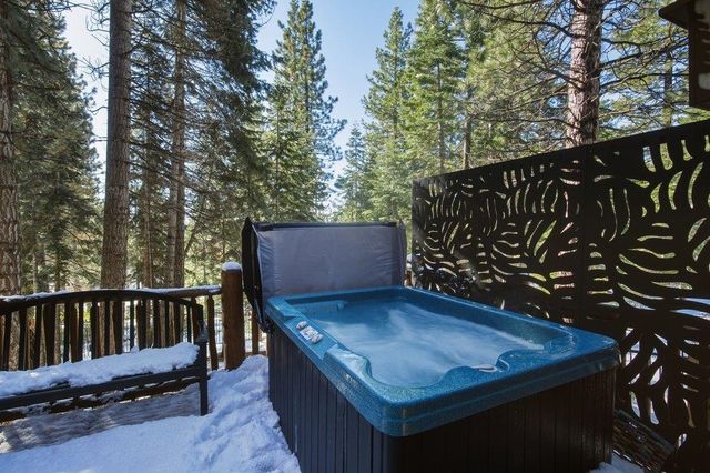 1130 Canterbury Drive, Kings Beach, CA 96143