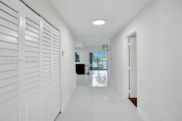 7581 NW 86th Terrace 201, Tamarac, FL 33321