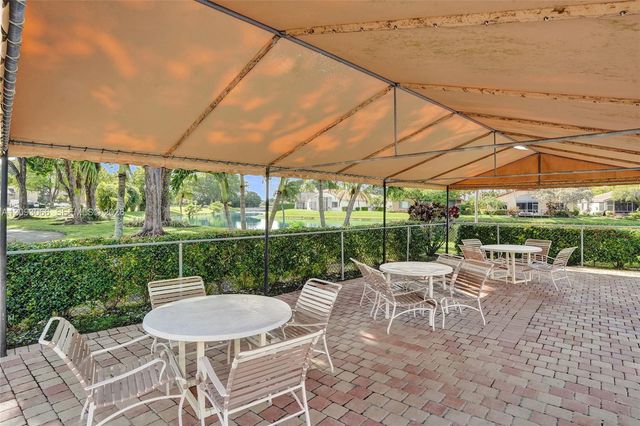 7581 NW 86th Terrace 201, Tamarac, FL 33321
