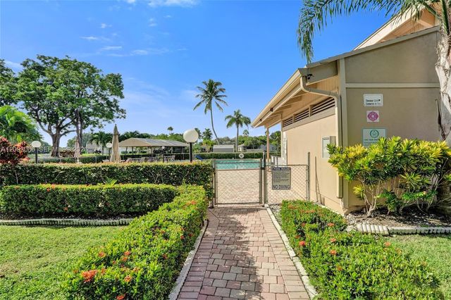 7581 NW 86th Terrace 201, Tamarac, FL 33321