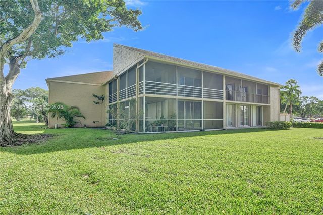 7581 NW 86th Terrace 201, Tamarac, FL 33321
