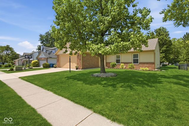 12536 Trophy Drive, Fishers, IN 46038