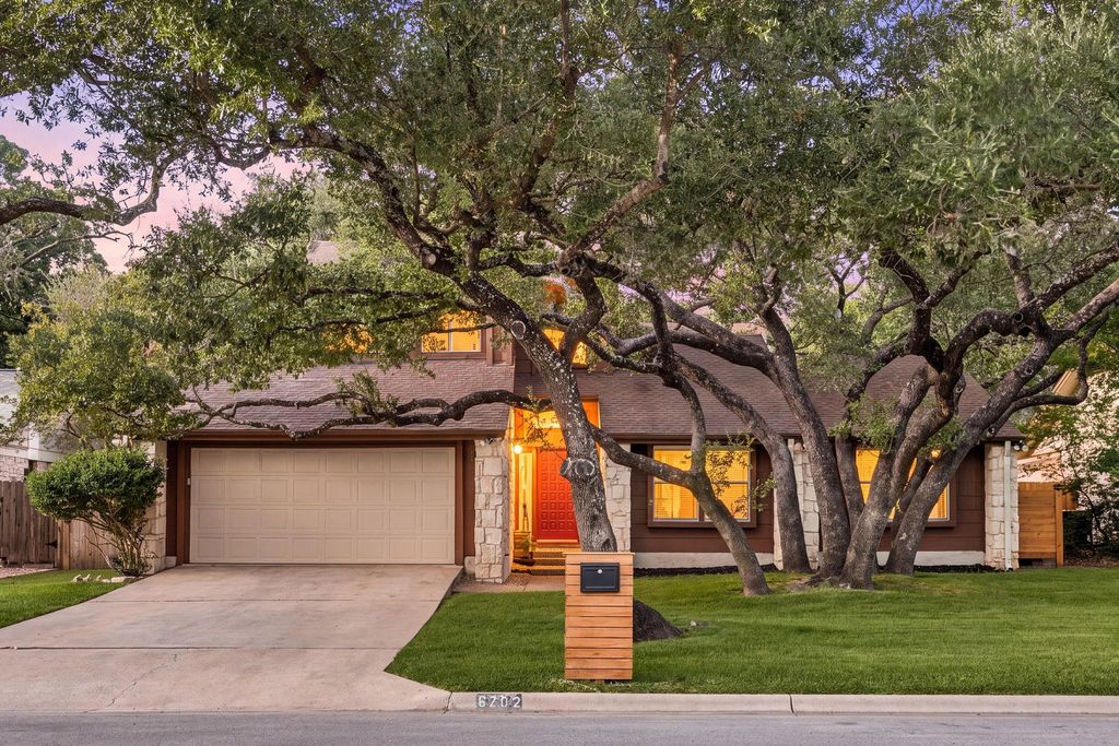 6702 Fireoak DR, Austin, TX 78759