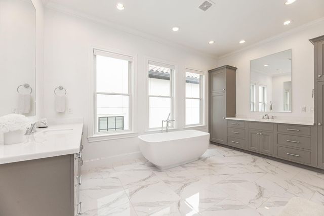 7546 Awty School Lane, Houston, TX 77055