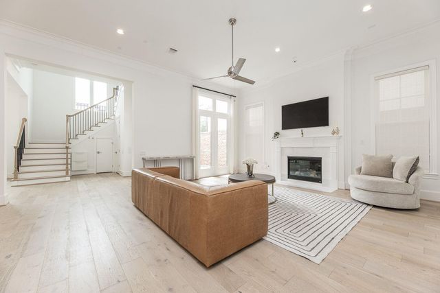 7546 Awty School Lane, Houston, TX 77055