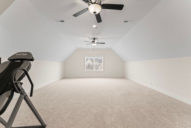 2706 Congress Dr, Murfreesboro, TN 37128