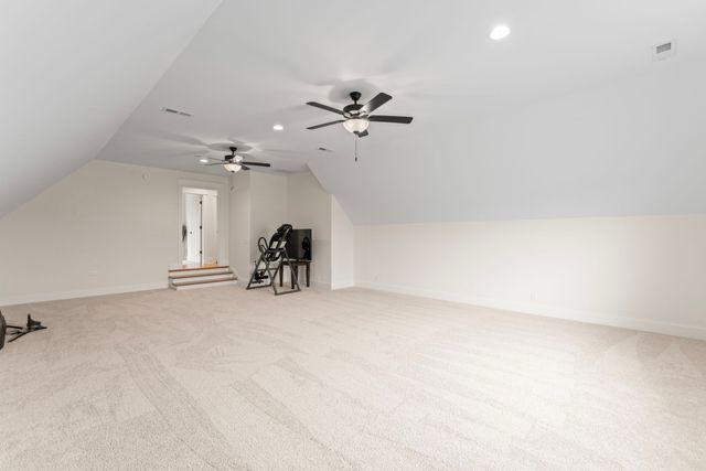 2706 Congress Dr, Murfreesboro, TN 37128